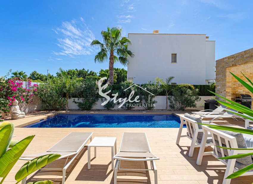 Reventa - Villa - Ciudad Quesada - Doña Pena