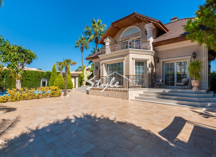 Reventa - Villa - Ciudad Quesada - Doña pepa