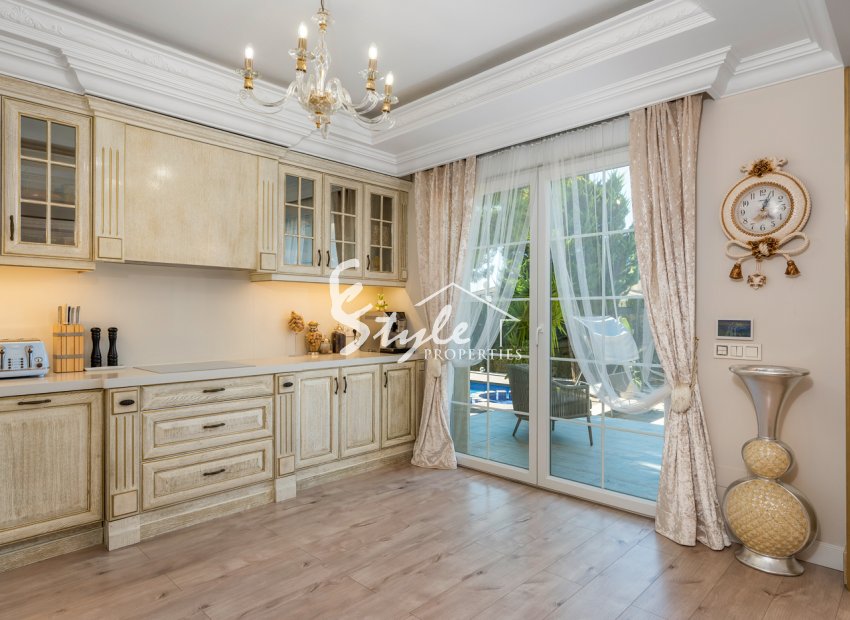 Reventa - Villa - Ciudad Quesada - Doña pepa