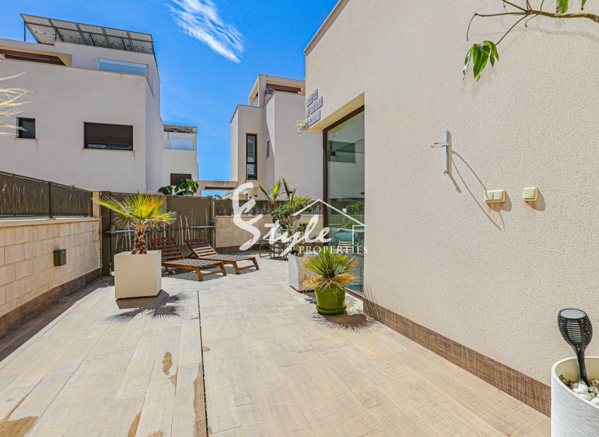 Reventa - Villa - Ciudad Quesada - Doña pepa