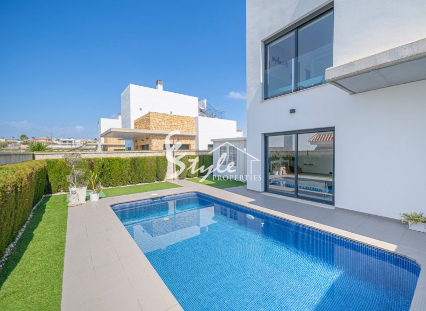 Reventa - Villa - Ciudad Quesada - Lo pepin