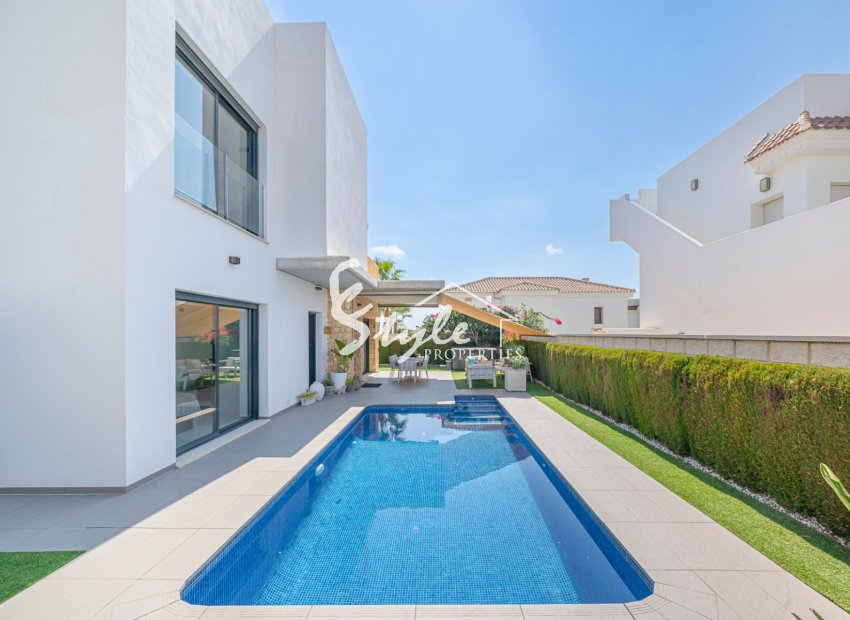 Reventa - Villa - Ciudad Quesada - Lo pepin