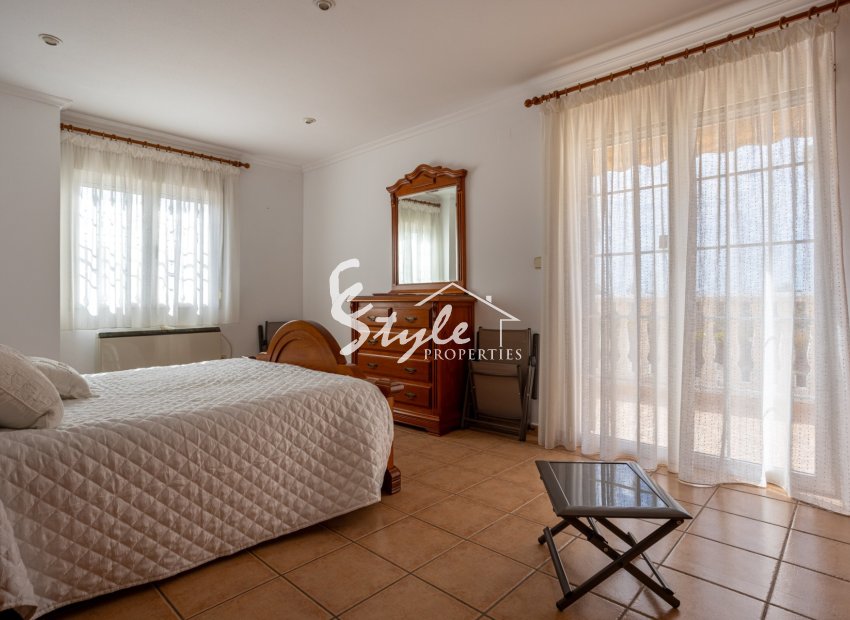 Reventa - Villa - Elche - La Hoya