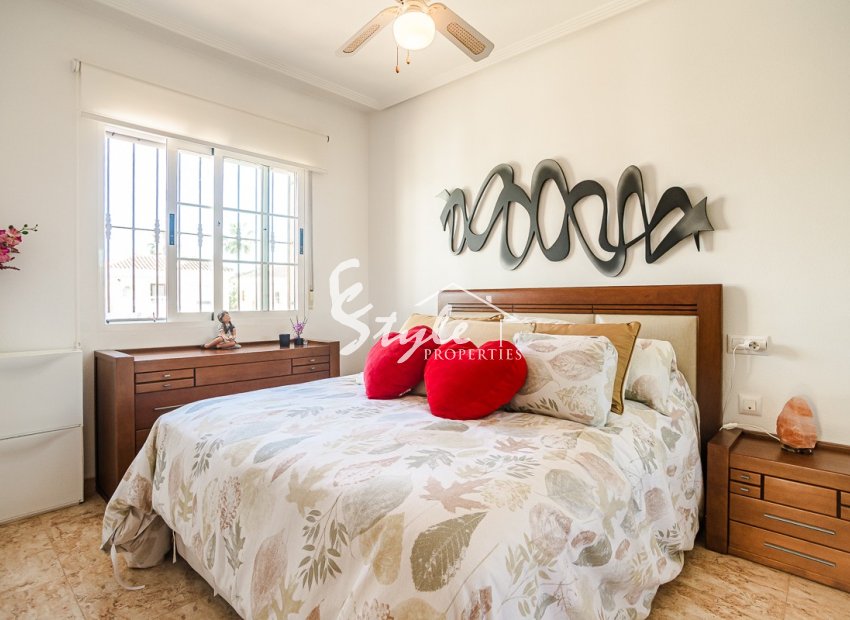 Reventa - Villa - Guardamar - EL RASO