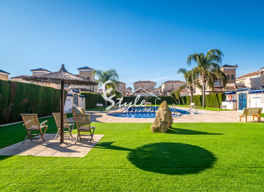 Reventa - Villa - Guardamar - EL RASO