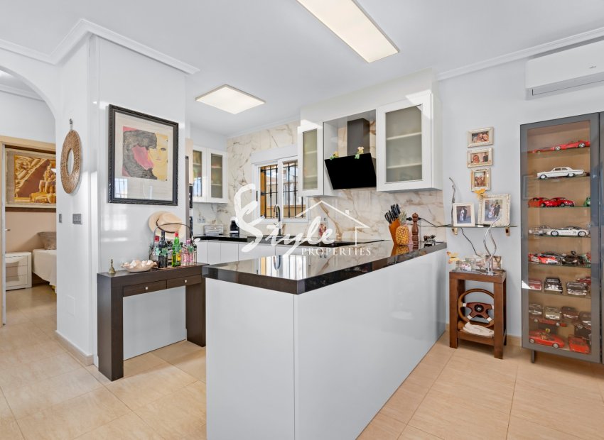 Reventa - Villa - Guardamar - El Raso