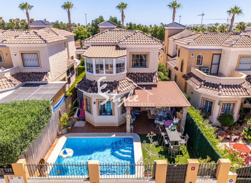 Reventa - Villa - Guardamar - EL RASO