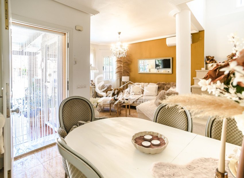 Reventa - Villa - Guardamar - EL RASO