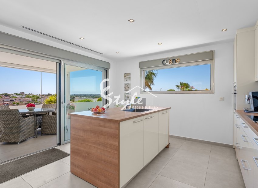 Reventa - Villa - La Marina - La marina