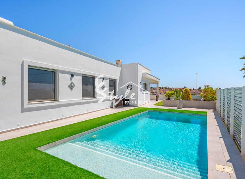 Reventa - Villa - La Marina - La marina