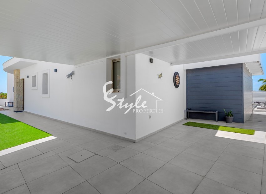 Reventa - Villa - La Marina - La marina