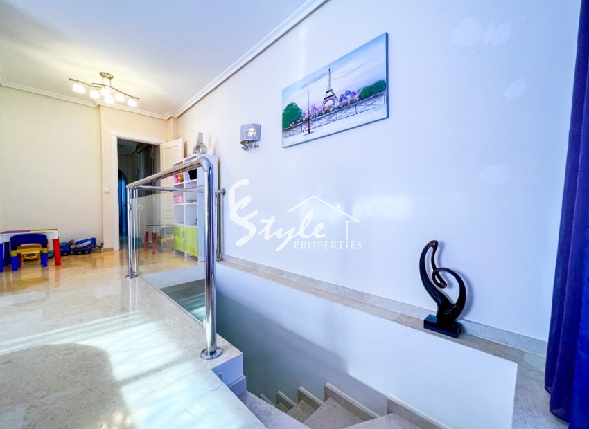 Reventa - Villa - La Mata