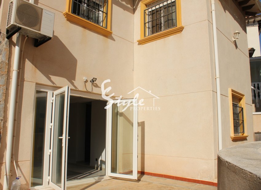 Reventa - Villa - La Zenia - Costa Blanca