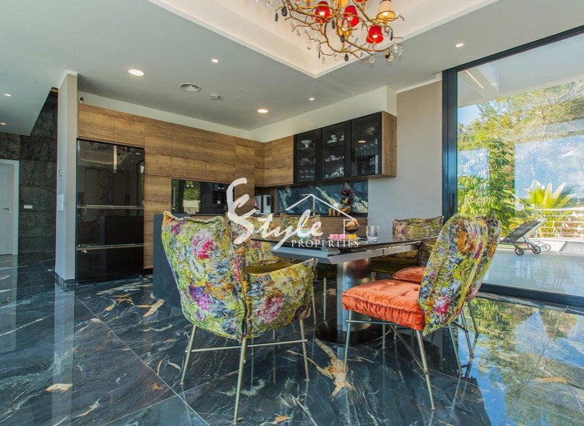 Reventa - Villa - Las Colinas Golf