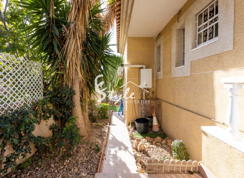 Reventa - Villa - Los Altos