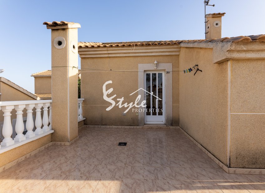 Reventa - Villa - Los Altos