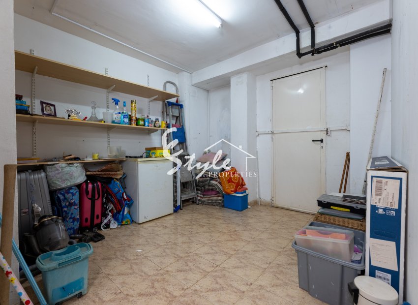 Reventa - Villa - Los Altos