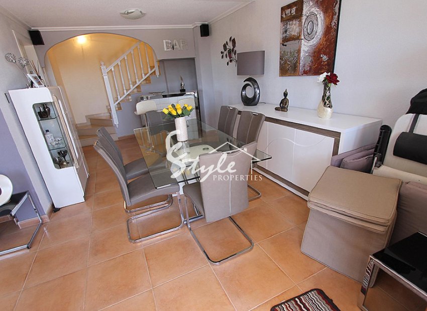 Reventa - Villa - Los Altos