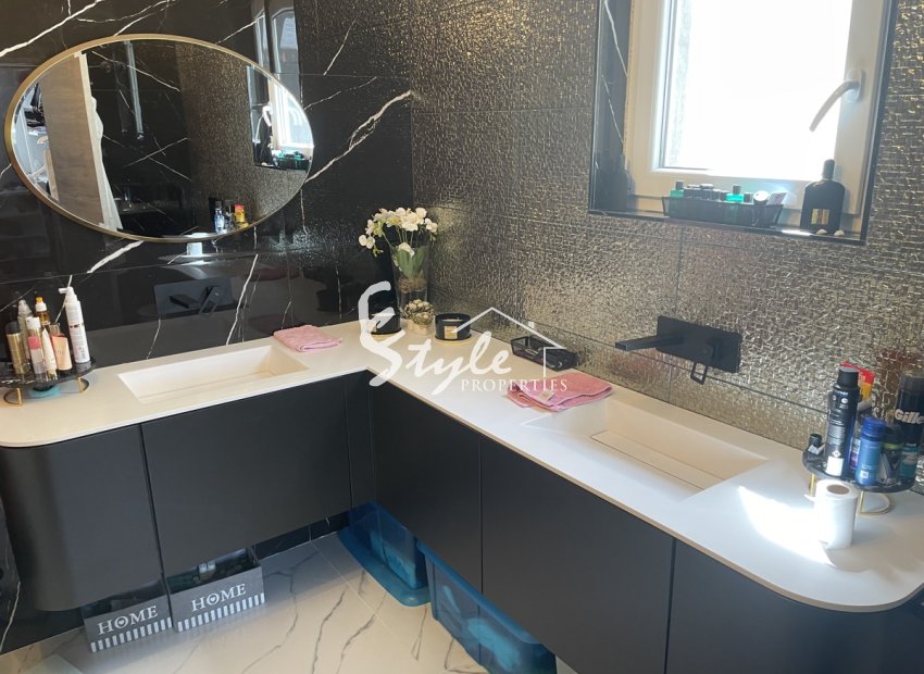 Reventa - Villa - Los Balcones