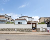 Reventa - Villa - LOS MONTESINOS - La Herada