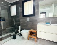 Reventa - Villa - Los Montesinos - La Herada
