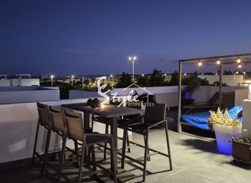 Reventa - Villa - Los Montesinos - La Herada