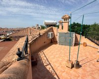 Reventa - Villa - Los Montesinos - La Herada