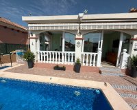 Reventa - Villa - Los Montesinos - La Herada