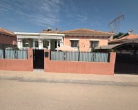 Reventa - Villa - Los Montesinos - La Herada