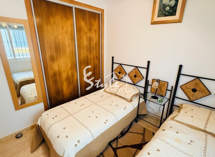 Reventa - Villa - Los Montesinos - La Herada