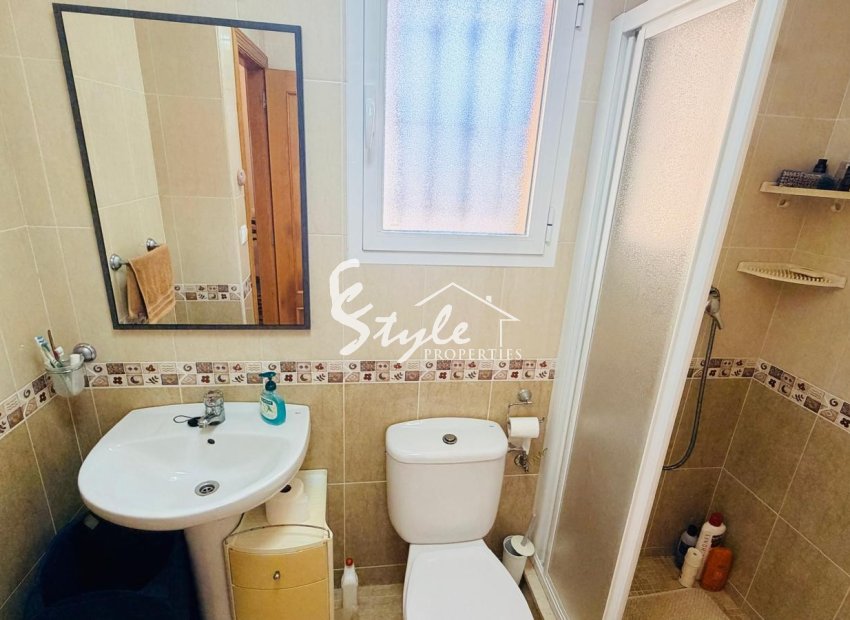 Reventa - Villa - Los Montesinos - La Herada