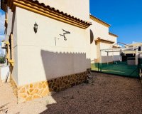 Reventa - Villa - Los Montesinos - La Herada