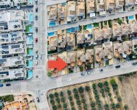 Reventa - Villa - Los Montesinos - La Herada