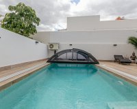 Reventa - Villa - Los Montesinos