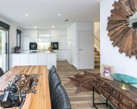 Reventa - Villa - Los Montesinos