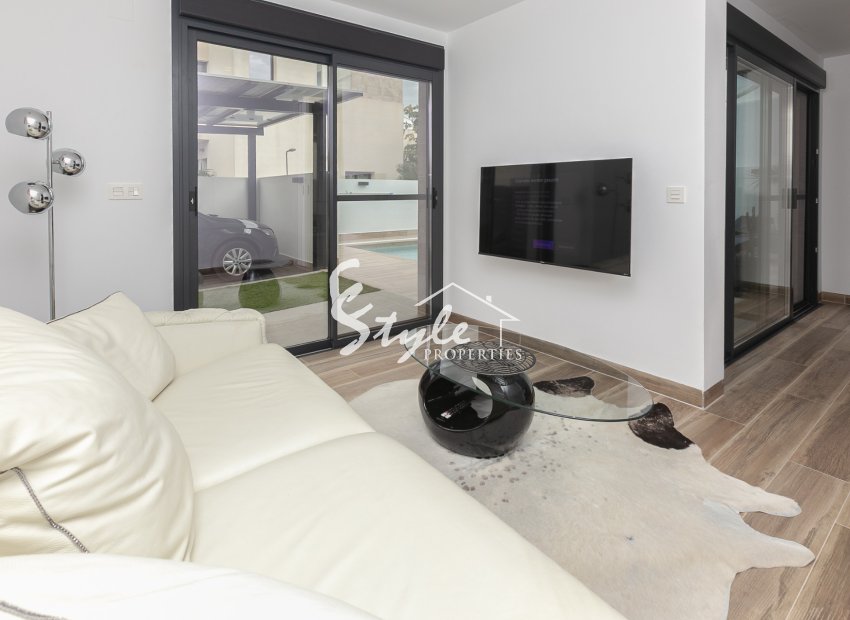 Reventa - Villa - Los Montesinos