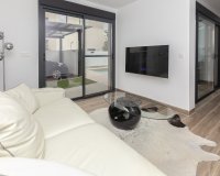 Reventa - Villa - Los Montesinos