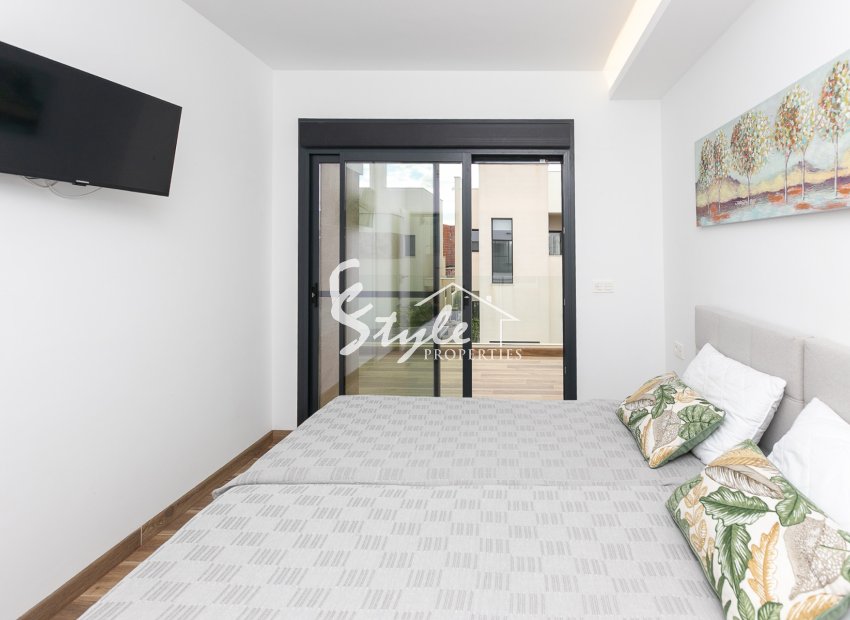 Reventa - Villa - Los Montesinos