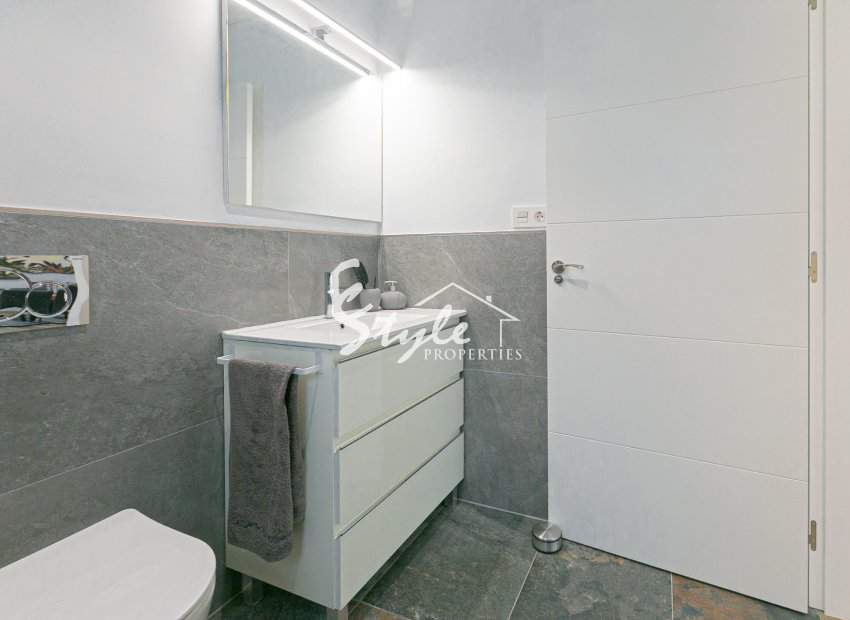 Reventa - Villa - Los Montesinos