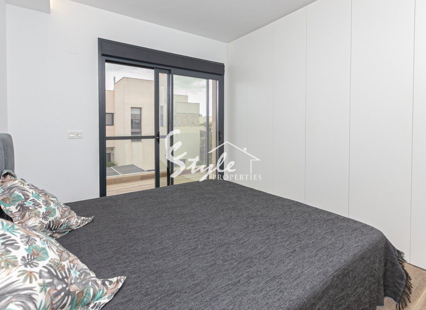 Reventa - Villa - Los Montesinos