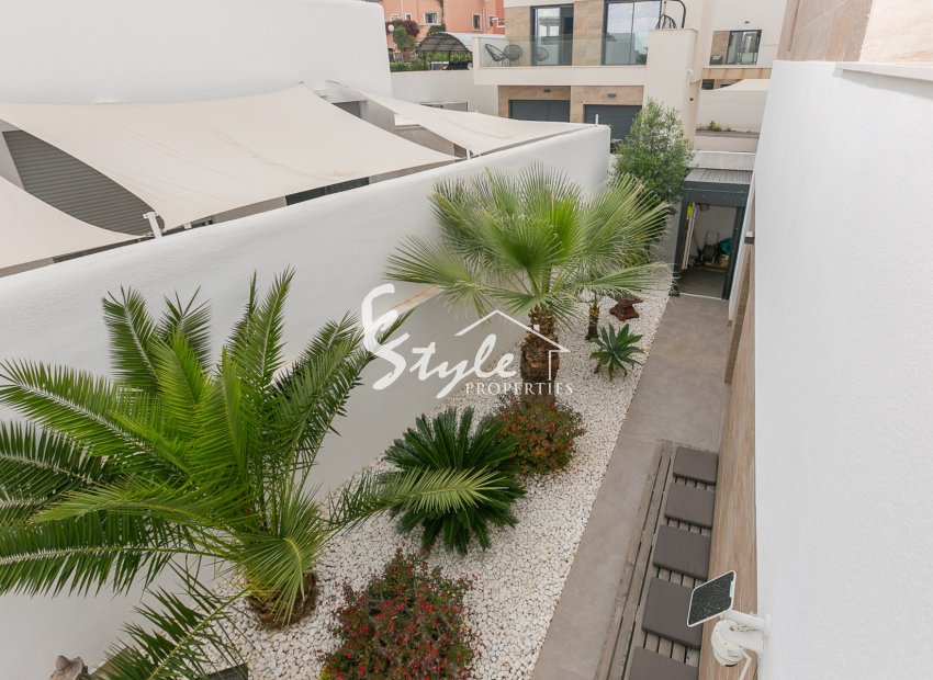 Reventa - Villa - Los Montesinos