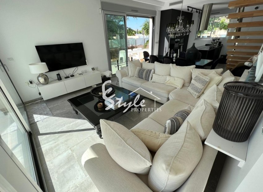 Reventa - Villa - Mil Palmeras