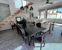 Reventa - Villa - Mil Palmeras