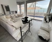 Reventa - Villa - Mil Palmeras