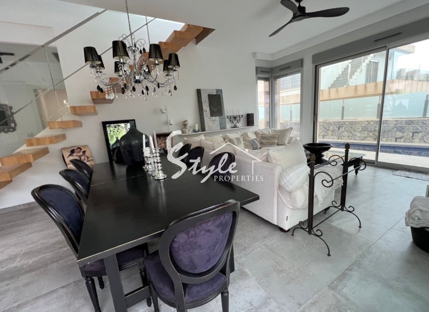 Reventa - Villa - Mil Palmeras