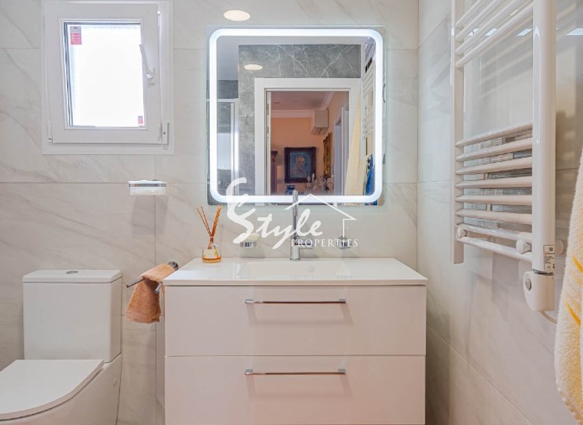 Reventa - Villa - Orihuela-Costa - Blue Lagoon