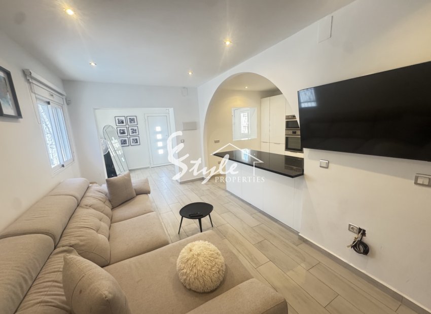 Reventa - Villa - Orihuela-Costa - Blue Lagoon