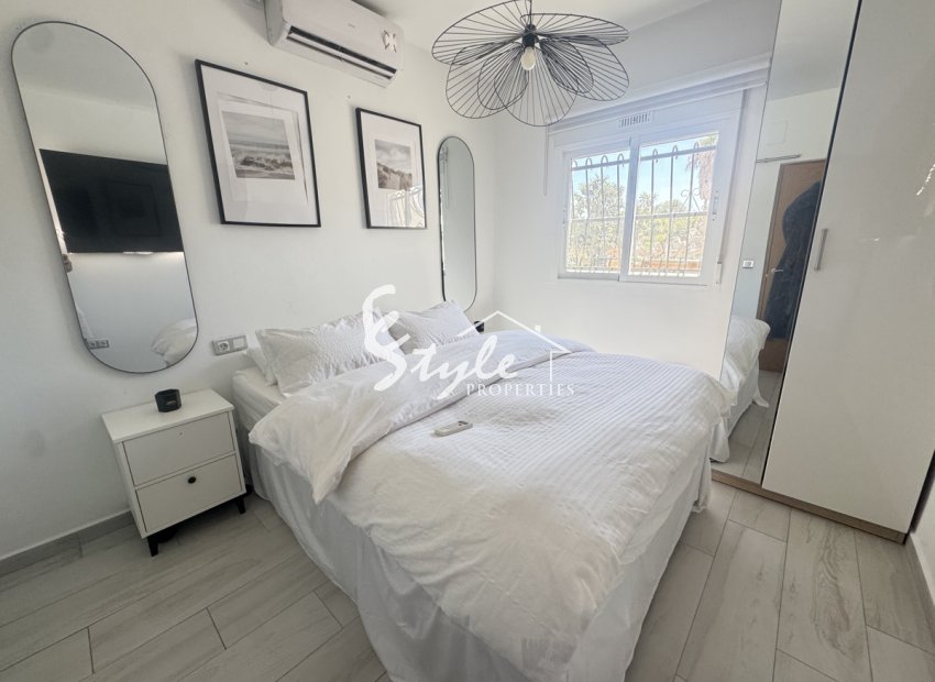 Reventa - Villa - Orihuela-Costa - Blue Lagoon