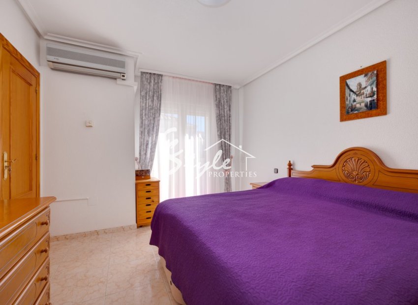 Reventa - Villa - Orihuela-Costa - calle Nicolas de  Bussi,22