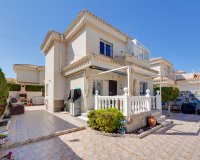Reventa - Villa - Orihuela-Costa - calle Nicolas de  Bussi,22